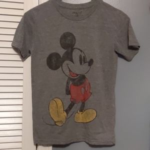 Disney Store iconic gray Mickey mouse t-shirt sz 7